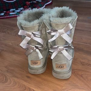 Ugg boots! Worn but still full of life! Fur in great shape!
